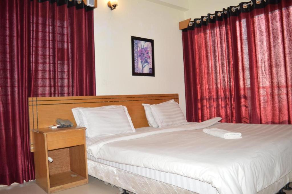 Water View Resort Кокс Базар Екстериор снимка